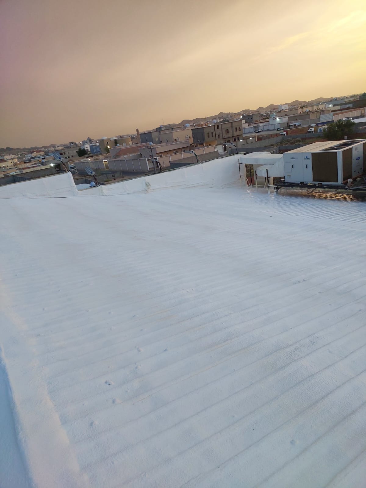 عزل فوم بوادر الانشاء